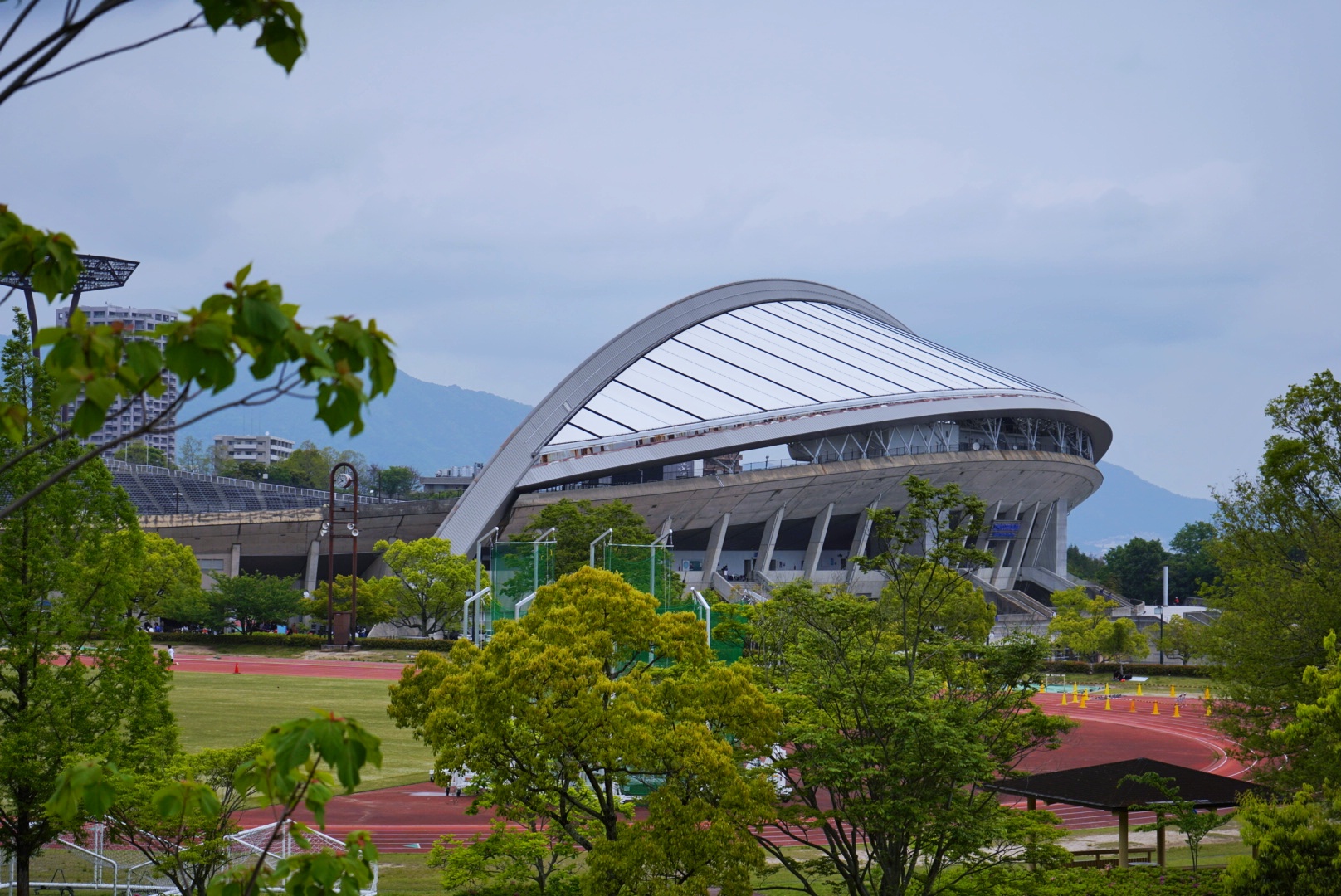 アストラムライン沿線（スカイアーチ周辺）